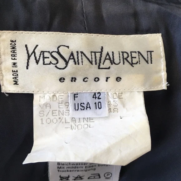 Yve St Laurent Navy Wool Blazer - Picture 4 of 4